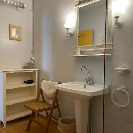 Montagne D'alaric Apartamento Moux