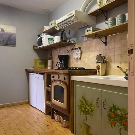 Montagne D'alaric Apartamento