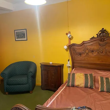 Montagne D'alaric Apartamento