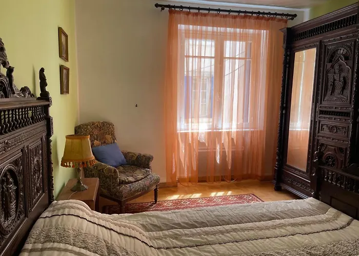 Montagne D'alaric Apartment *